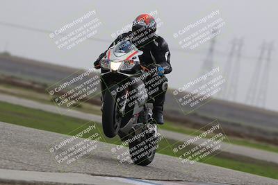 media/Nov-29-2025-TrackDaz (Sat) [[10ae2d9bce]]/A Group/Session 4 (Wheelie Bump)/